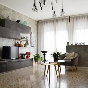 https://appartamento-ciclamino.hotelslidodijesolo.com